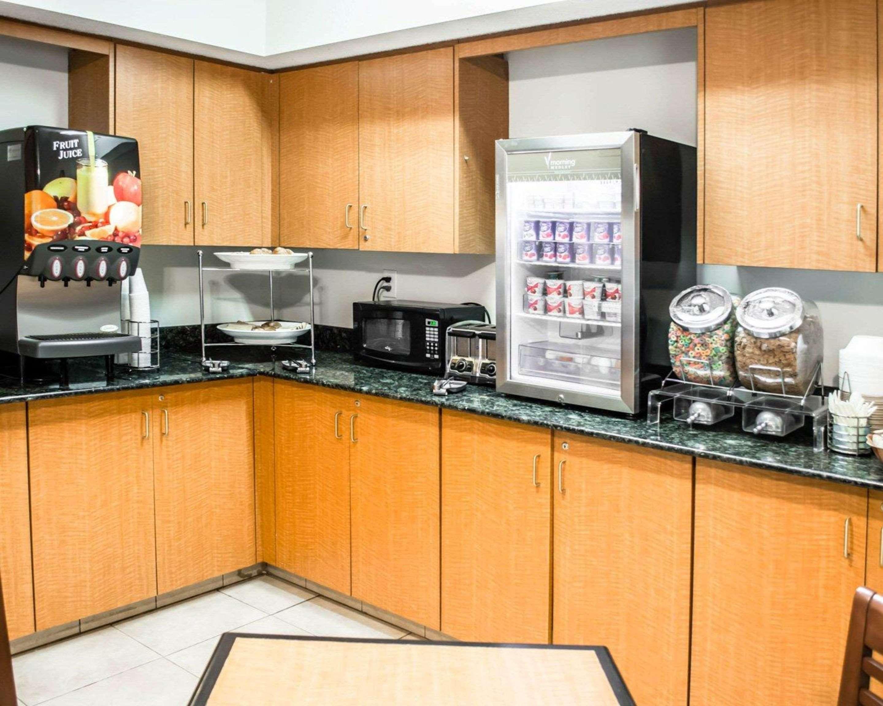 Sleep Inn & Suites Stony Creek - Petersburg South Екстер'єр фото