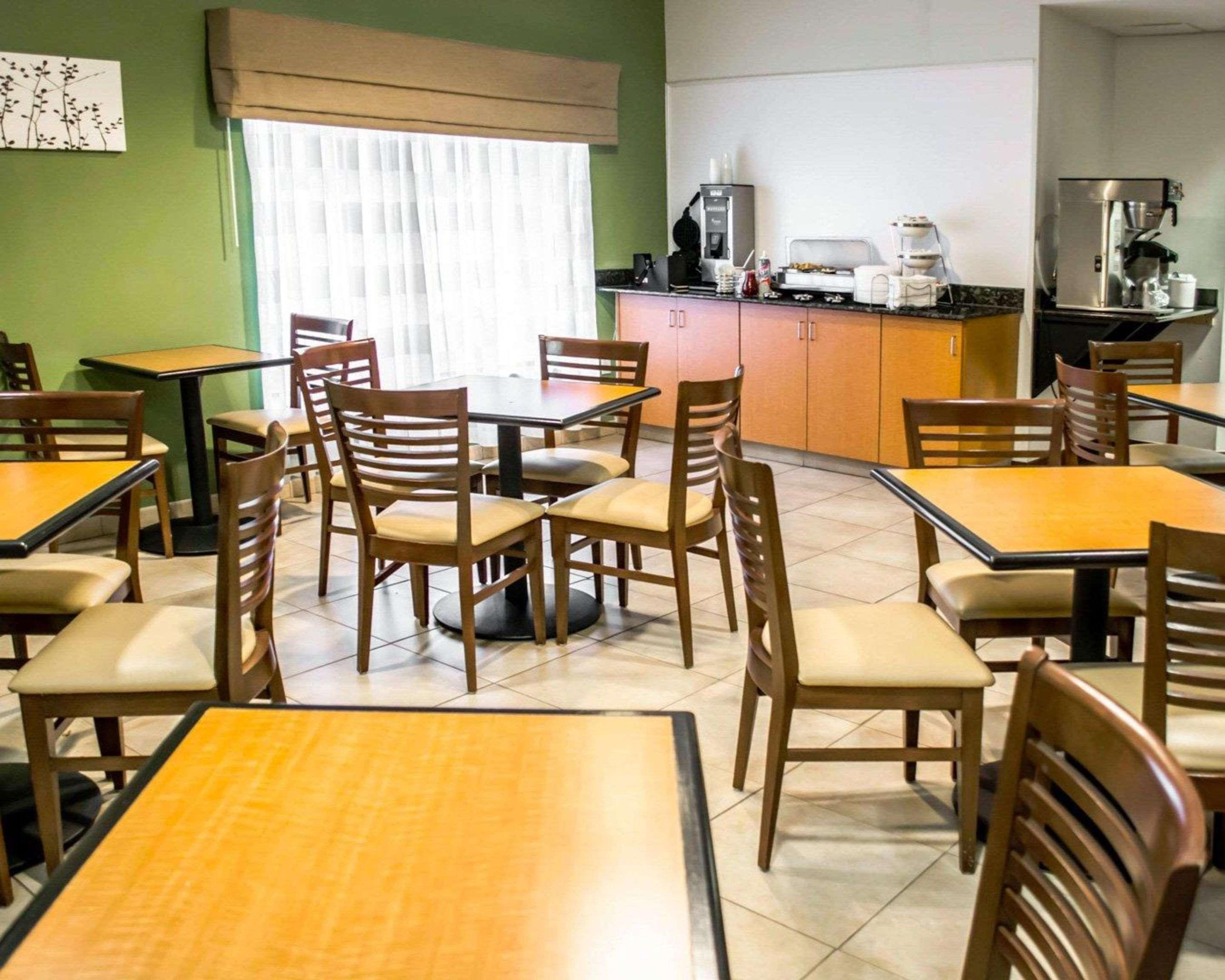 Sleep Inn & Suites Stony Creek - Petersburg South Екстер'єр фото